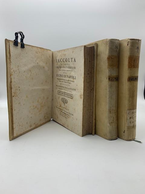 Compendio dell'Istoria del Regno di Napoli...divisa in tre parti. Tomo I, II, III in Raccolta di tutti i piu' rinomati scrittori dell'Istoria generale del Regno di Napoli - copertina