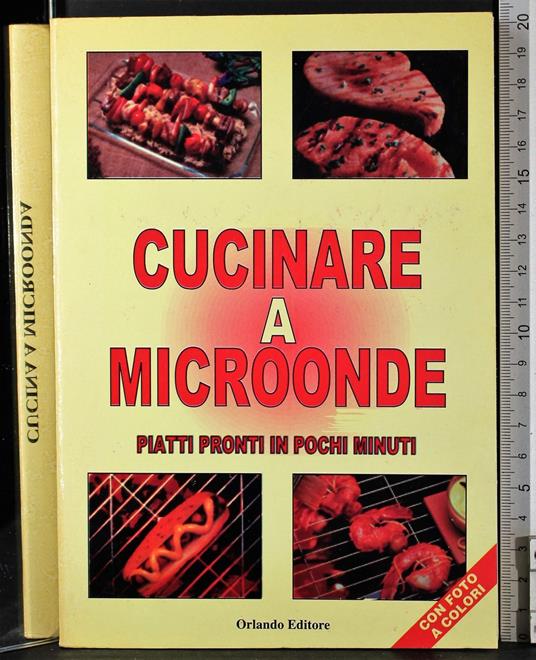 Cucinare a microonde - copertina