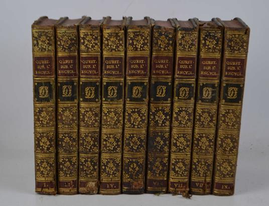 Questions sur l'encyclopédie par des amateurs. Nouvelle édition Soigneusement revue, corrigée et augmentée - copertina