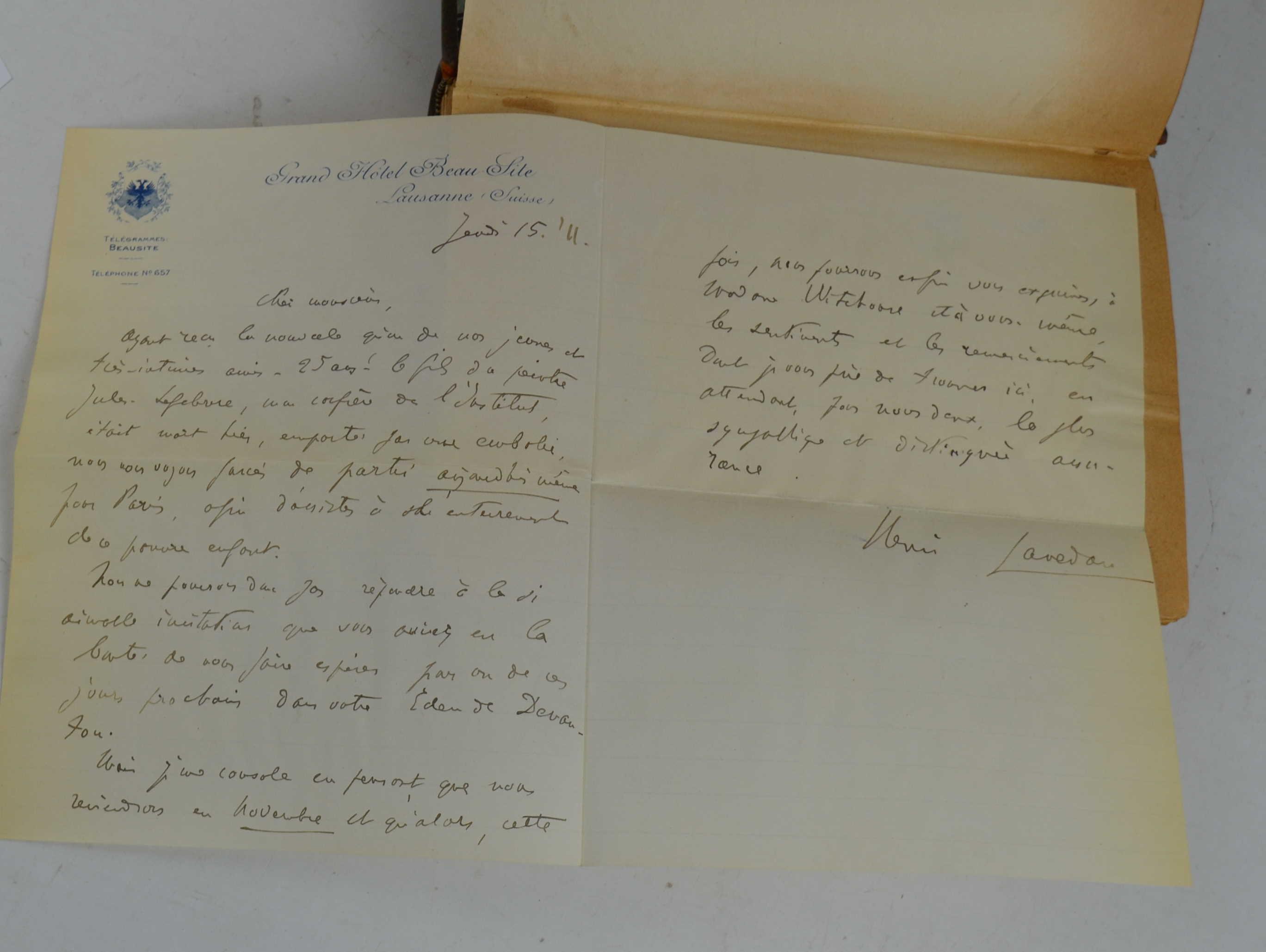 Sire. Pièce en cinq actes