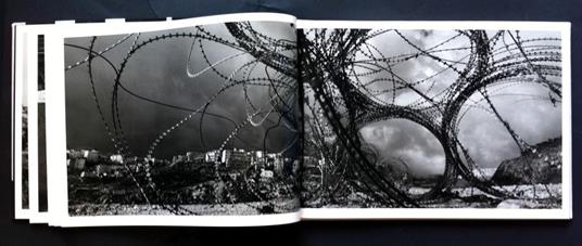 Wall. Israeli & Palestinian Landscape 2008-2012 - Josef Koudelka - 4