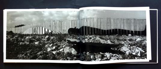 Wall. Israeli & Palestinian Landscape 2008-2012 - Josef Koudelka - 10