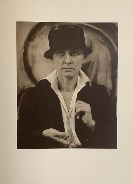 Georgia òKeeffe. A Portrait - Alfred Stieglitz - 2