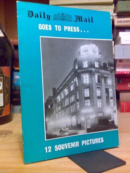 Daily Mail Go To Press .../ 12 Souvenir Picture - copertina