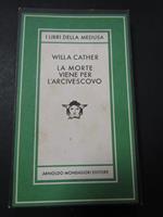 La morte viene per l'arcivescovo. Mondadori. 1979-I