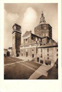 Pavia. Piazza de Duomo con la Cattedrale e Torre del Comune. Non viaggiata - copertina