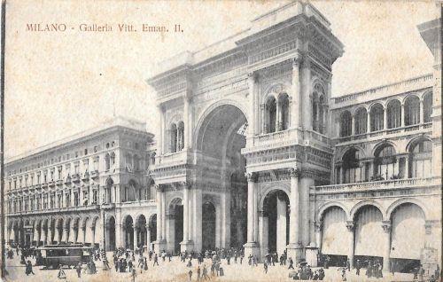 Milano. Galleria Vittorio Emanuele II. Non viaggiata, originale d'epoca - copertina