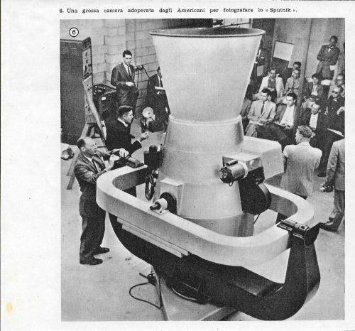 Camera adoperata dagli americani per fotografare lo Sputnik. Stampa 1957 - copertina