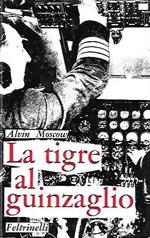 La tigre al guinzaglio