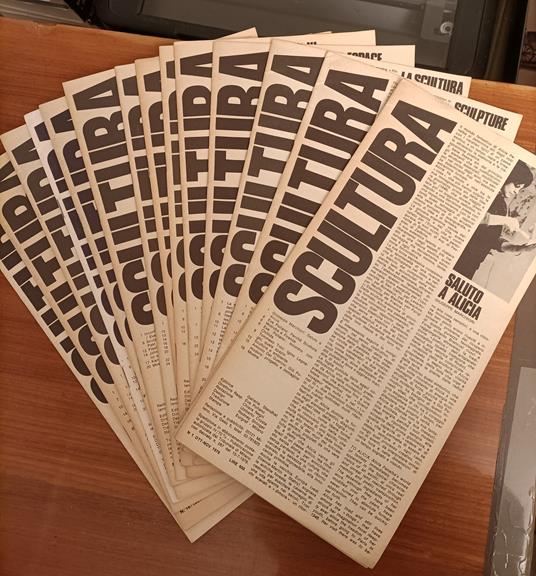 Lotto di 17 copie della rivista Scultura - Notiziario edito dalla Galleria Stendhal - copertina