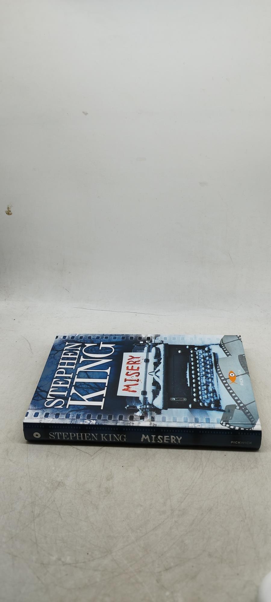 misery stephen king pickwick