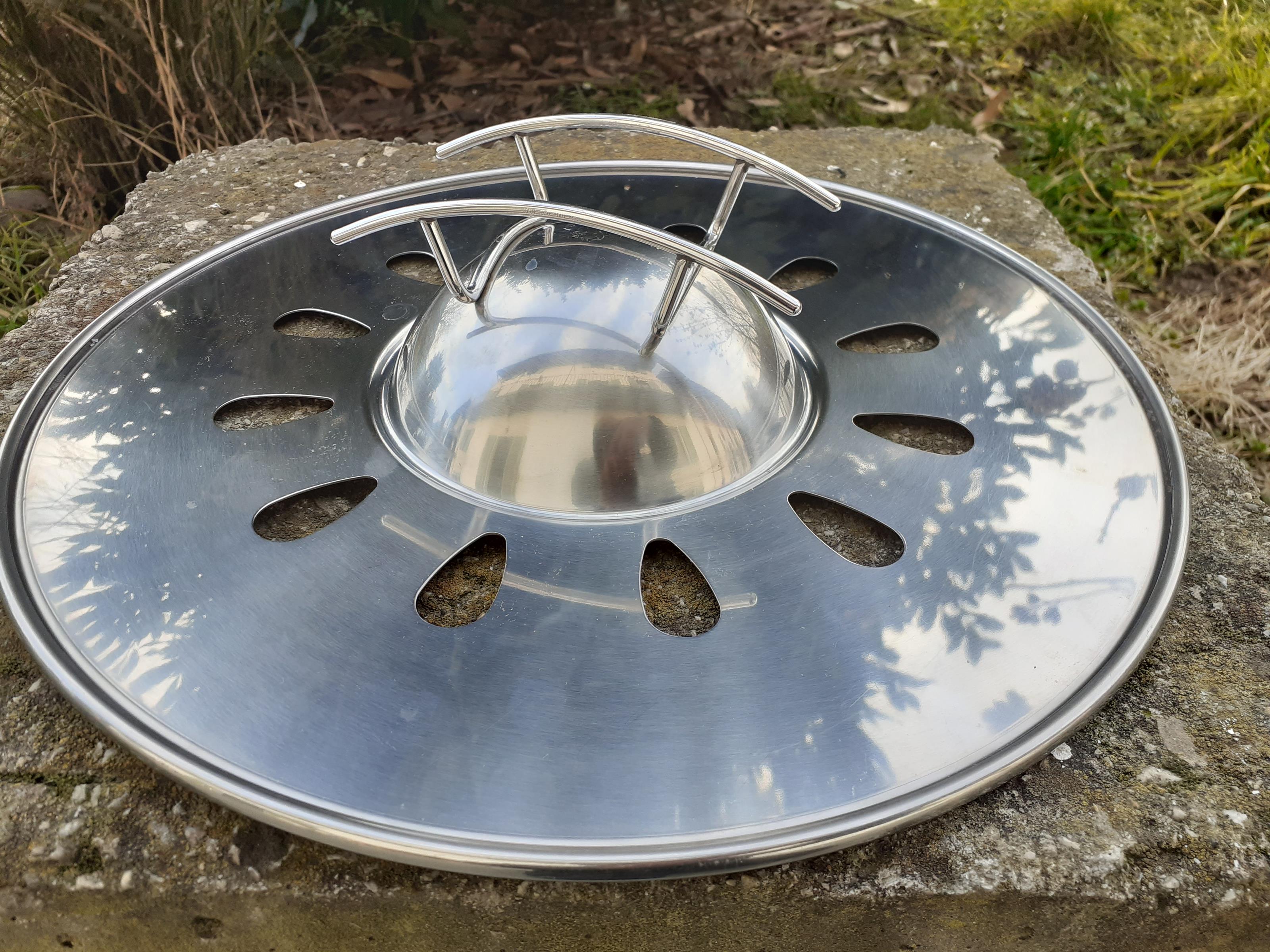 Philippe Starck per Alessi (1980s-1990s) – rara ciotola/centrotavola post-moderno