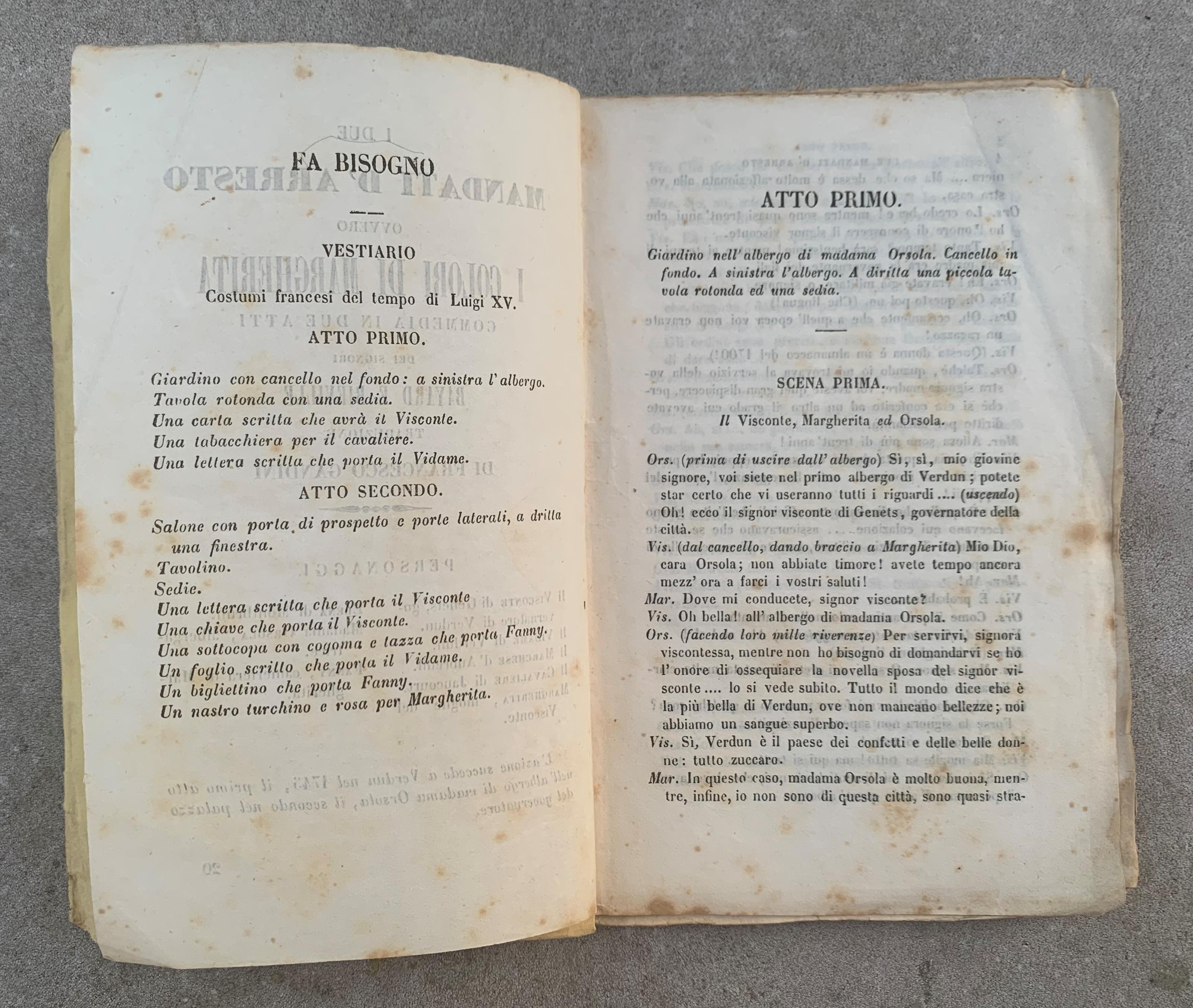 I due mandati d'arresto ovvero I colori di Margherita. Commedia in due atti