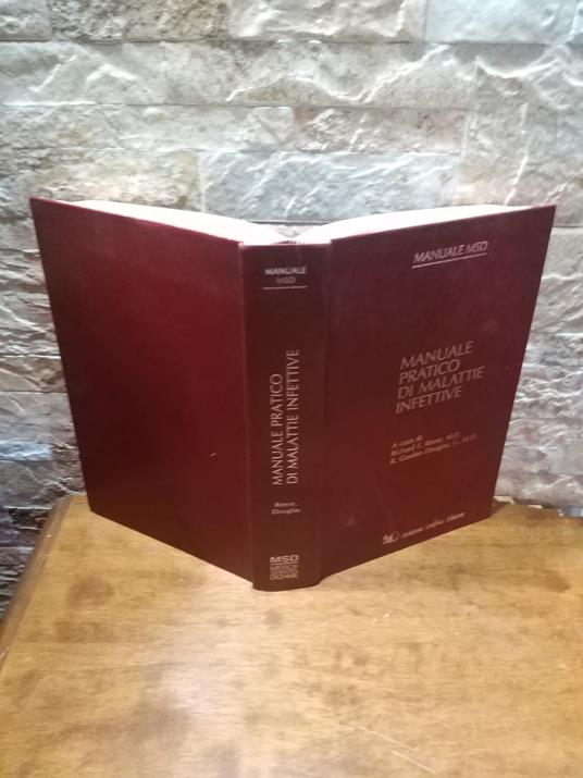 Manuale pratico di malattie infettive - copertina