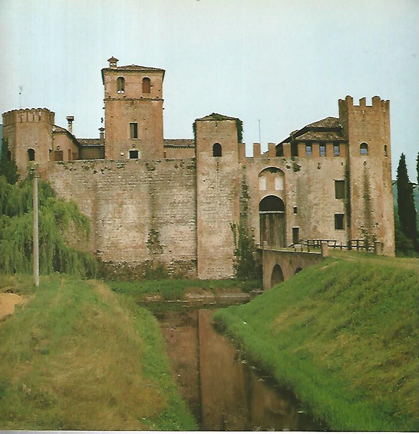 Chateaux forteresses et bourgs mures dans la Venetie