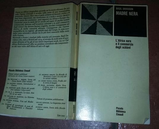 Madre nera.L'Africa nera e il commercio degli schiavi - Basil Davidson - copertina