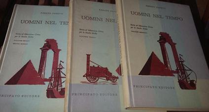 Uomini nel tempo .Corso di storia e nozioni di educazione civica per le scuole medie.Volume I II III - Renato Fabietti - copertina