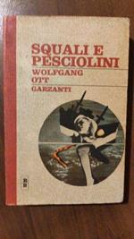 Squali e pesciolini