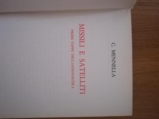 Missili e satelliti - Cristofaro Mennella - copertina