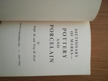 Dictionary of Marks Pottery and Porcellain - copertina