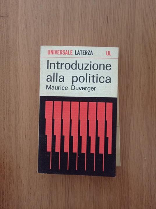 Introduzione alla politica - Maurice Duverger - copertina