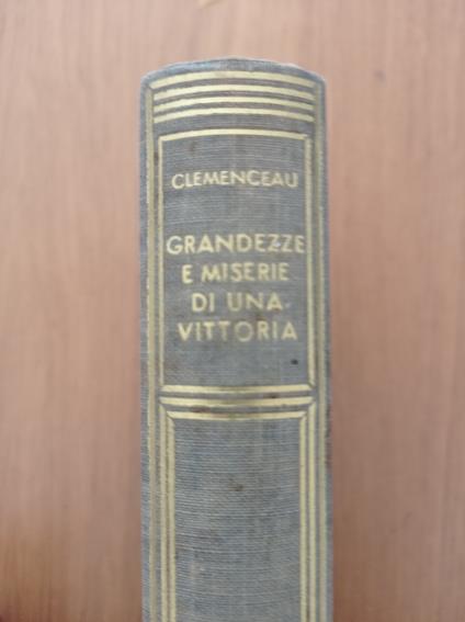 Grandezze e miserie di una vittoria - copertina