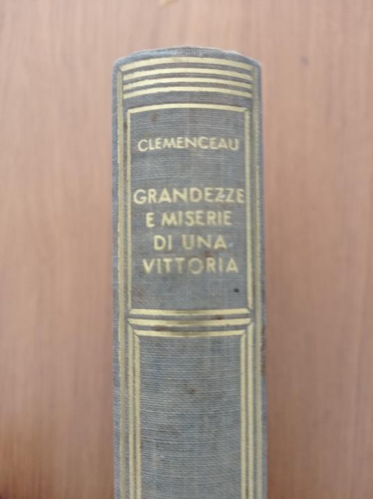 Grandezze e miserie di una vittoria - copertina