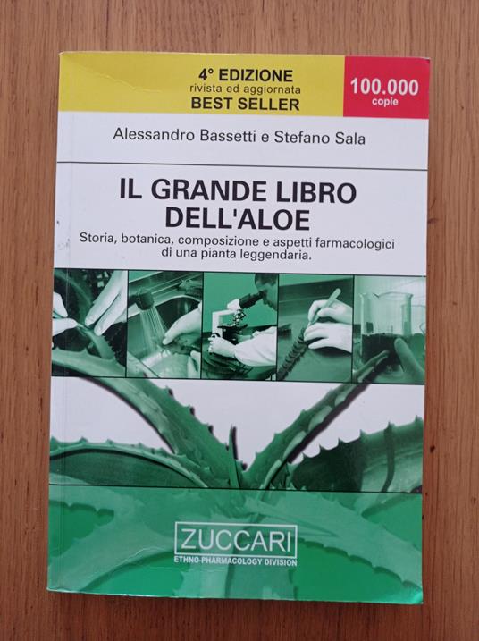 Il grande libro dell'aloe - Alessandro Bassetti - copertina