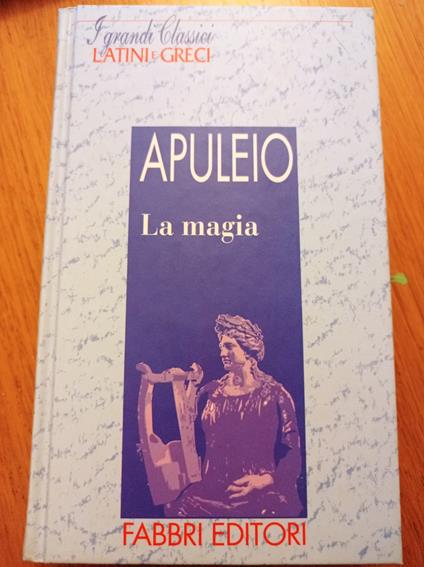 La magia - Apuleio - copertina