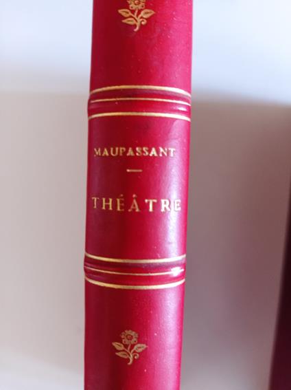 Theatre - Guy de Maupassant - copertina