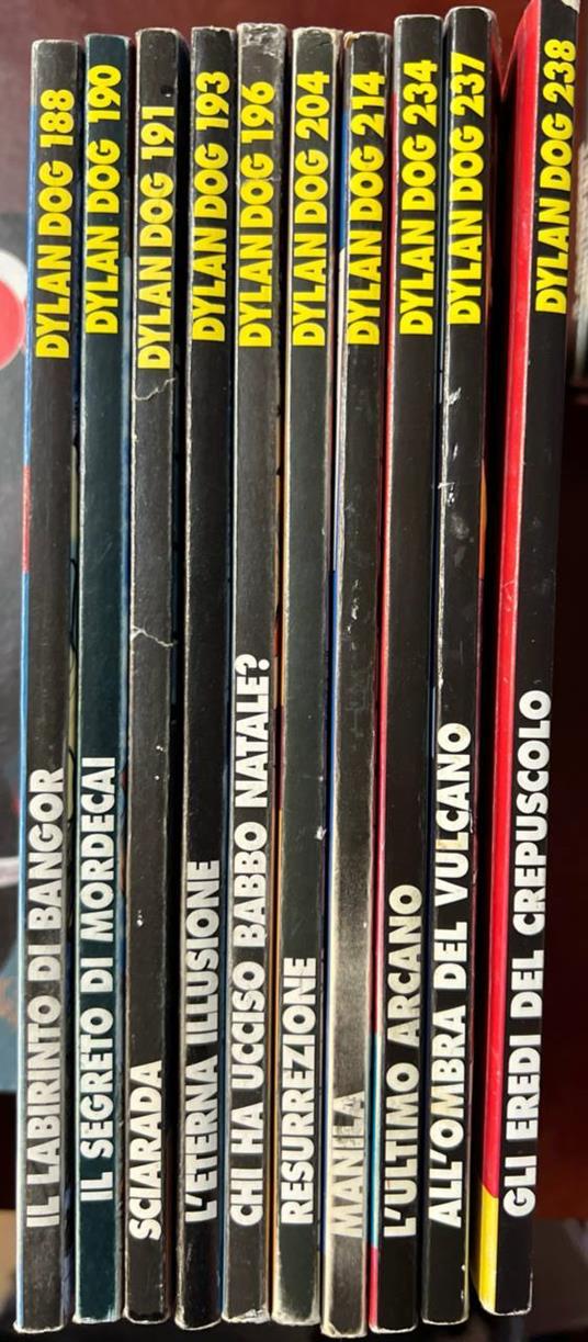 Lotto 10 numeri Dylan Dog (n° 188-190-191-193-196-204-214-234-237-238) - copertina