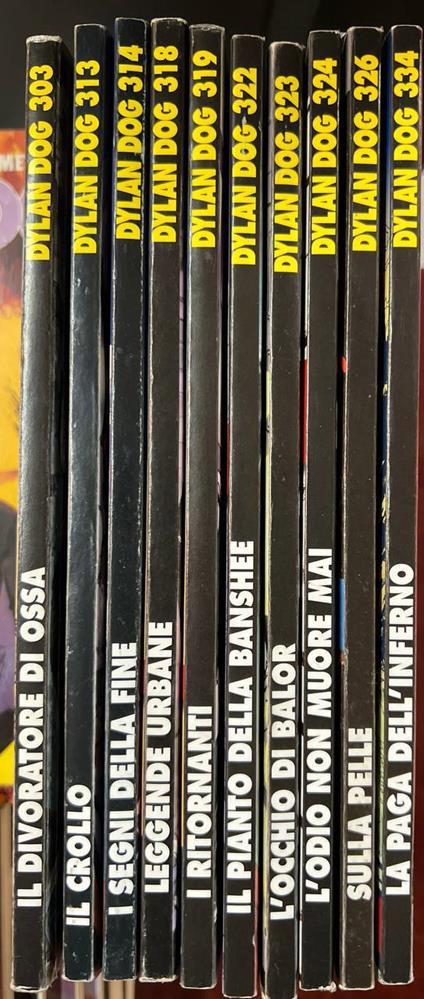 Lotto 10 numeri Dylan Dog (n° 303-313-314-318-319-322-323-324-326-334) - copertina