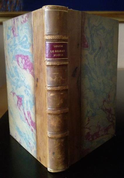 Le rideau rouge - Nicolas Ségur - copertina