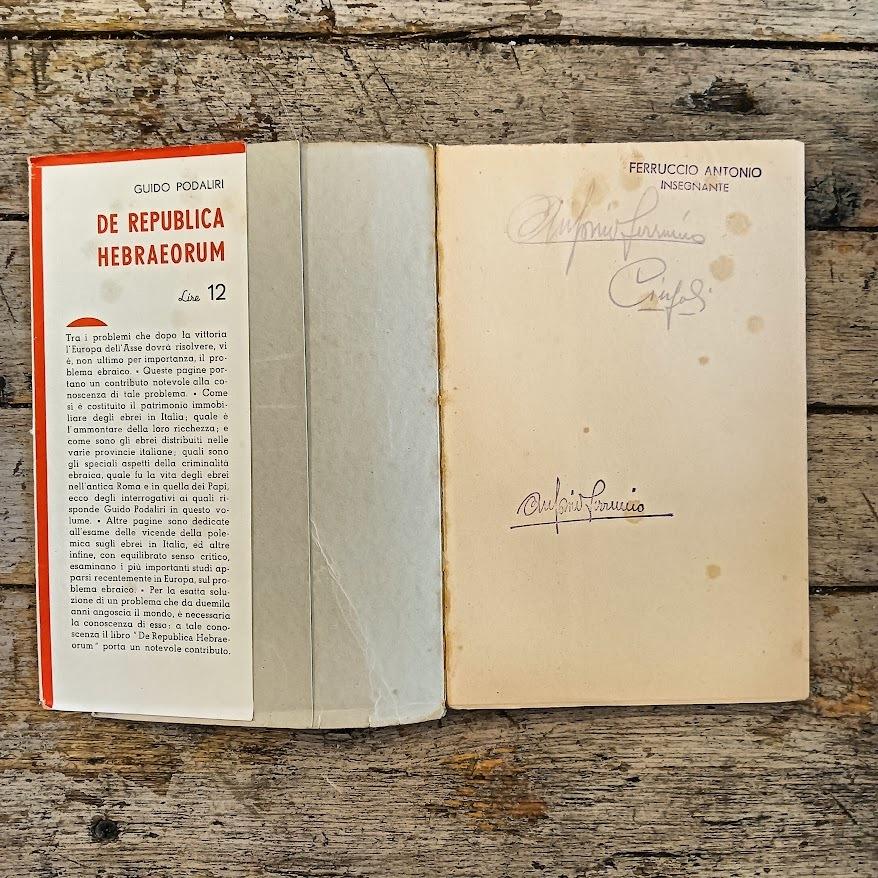 De Republica Hebraeorum