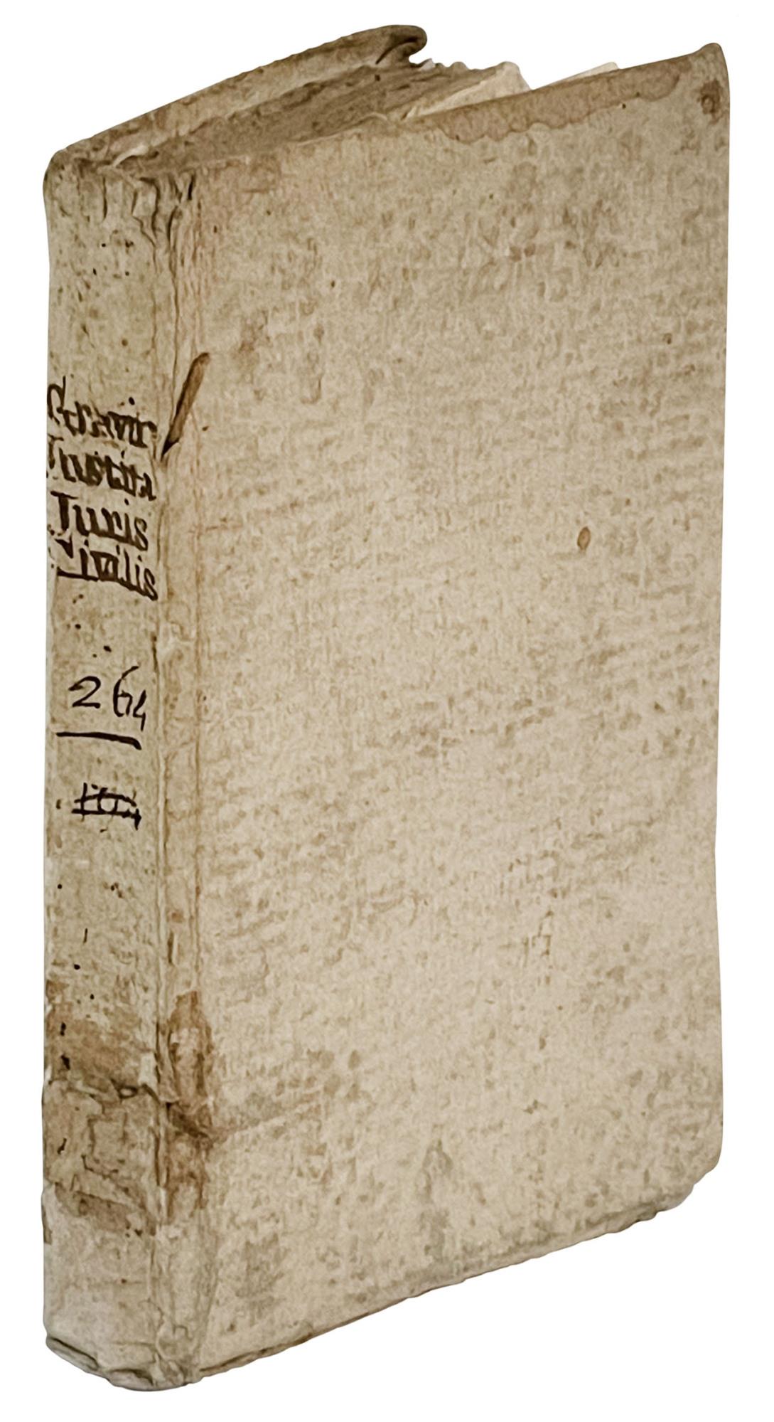 Institutionum juris civilis receptioris libri IIV Praemittitur ejusdem Auctoris specimen prisci juris Tum ipsius Gravinae Aliorumque clarissimorum Virorum Nonnulla opuscula Ad Jurisprudentiam praesertim spectantia subnectuntur