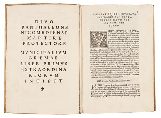 Municipalia Cremae. First colophon (l. S9r): Venice, Aurelio Pinzi, 1536. Second colophon (l. 2A3r): Venice, Giovanni Padovano & Venturino Ruffinelli, 1537 - Crema - copertina