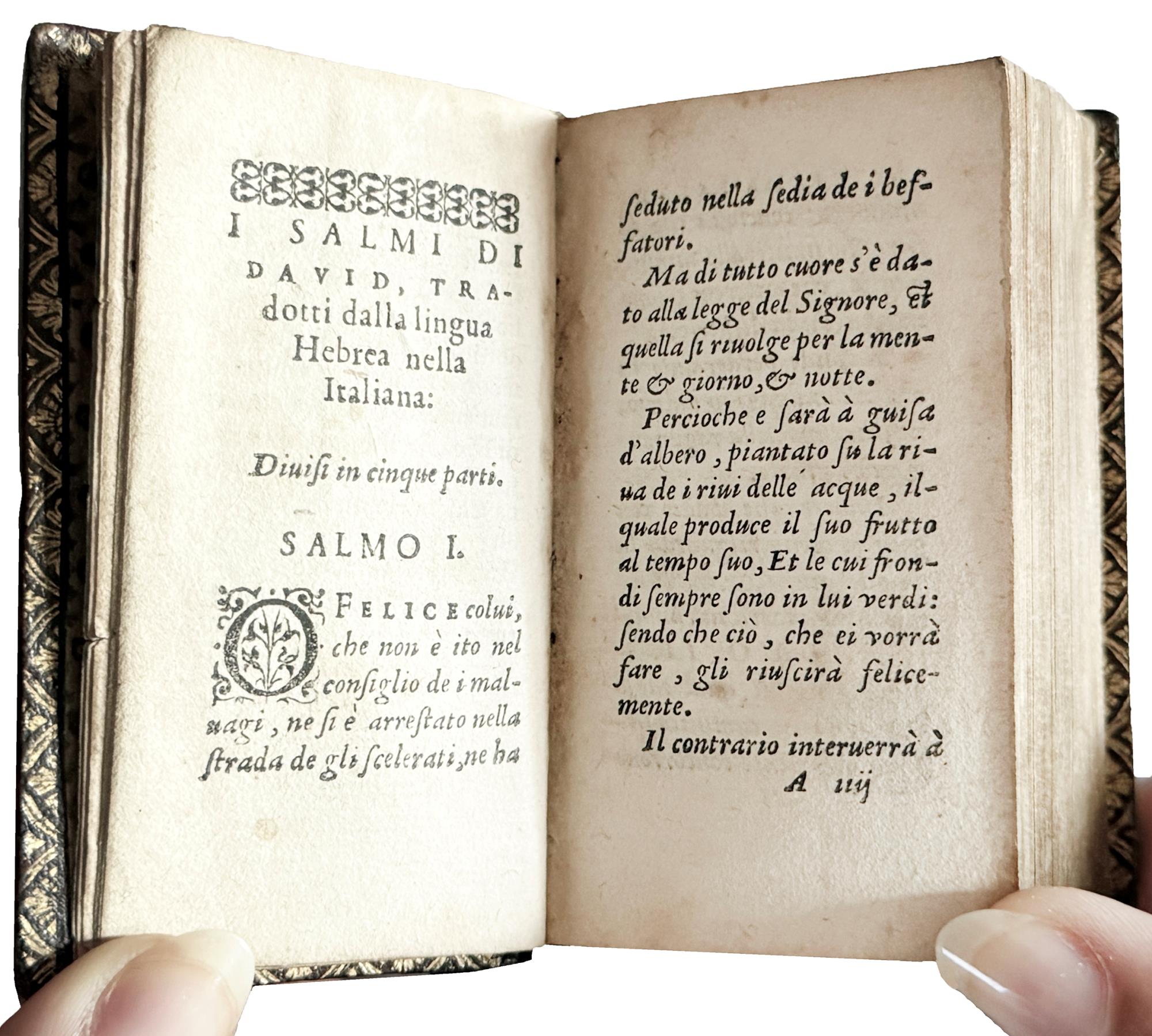 I Salmi di David tradotti dalla lingua Hebrea nella Italiana. Divisi in cinque parti. Di nuovo ricorretti & emendati