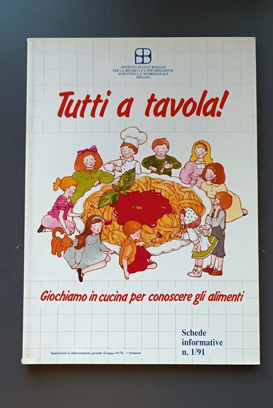 Tutti a tavola! giochiamo in cucina per conoscere gli alimenti - Augusta Albertini - copertina
