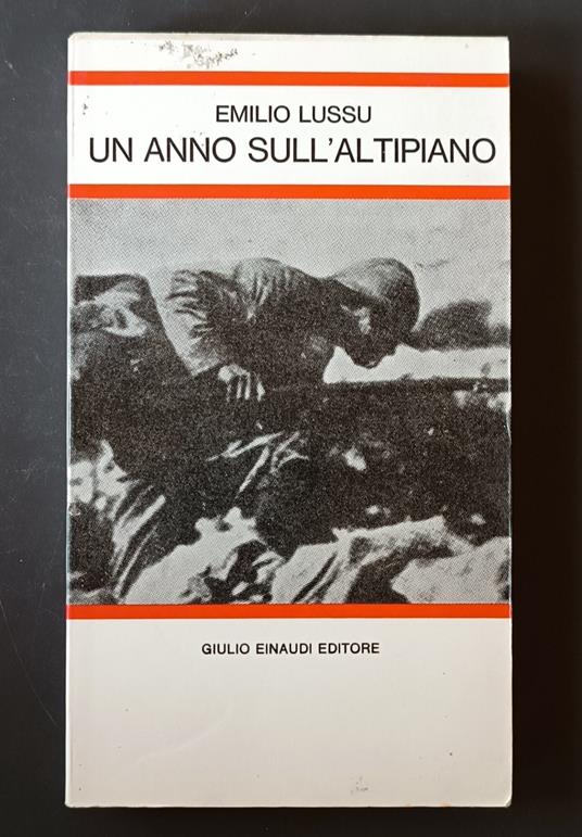 Un anno sull'altipiano - Emilio Lussu - copertina
