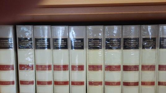 Grande dizionario della lingua italiana + Supplemento 2004 + Indice degli autori citati nei volumi I-XXI e nel Supplemento 2004 + Grammatica italiana: Suoni, forme, costrutti - Salvatore Battaglia - copertina