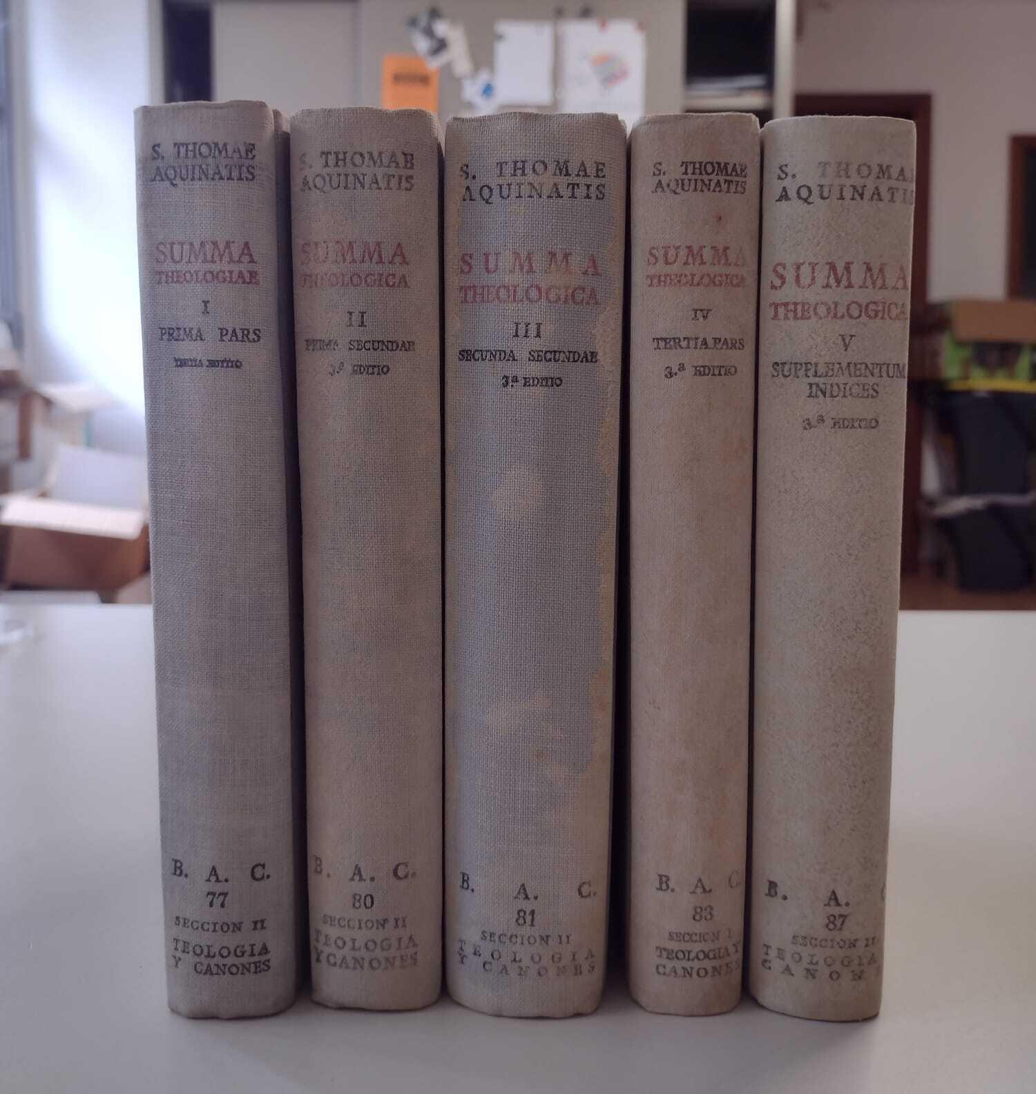 Summa Theologiae, Cura Fratrum eiusdem Ordinis: I. Prima Pars II. Prima Secundae III. Secunda Secundae IV. Tertia Pars V. Supplementum. Indices [5 VOLUMI]