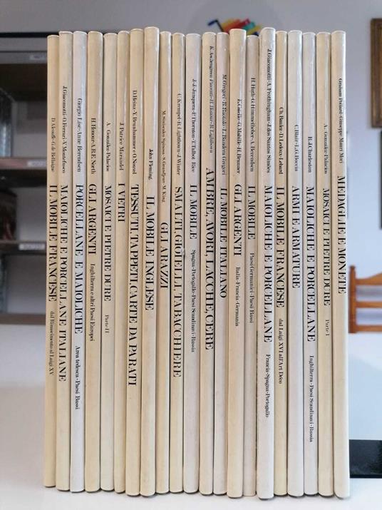 21 volumi de I quaderni dell'antiquariato - copertina