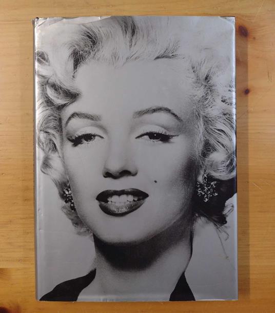 Marilyn Monroe: Immagini di un mito - copertina