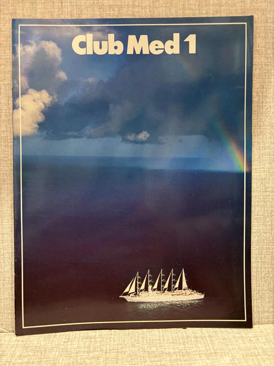 brochure navi interni dal 1931CROCIERE 92con laSHOTA RUSTAVELItutte cabine esterne conservizi privati20.000 tonn.stabilizzatori antirollio - copertina
