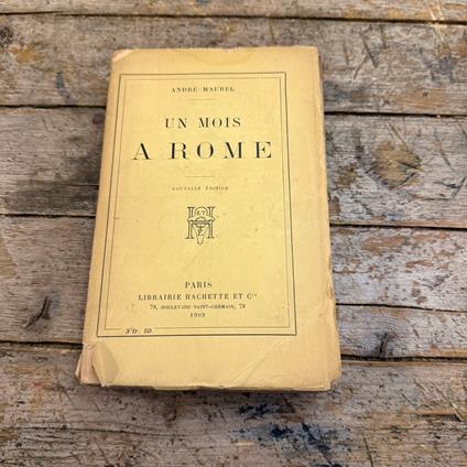 Un mois à Rome - André Maurel - copertina