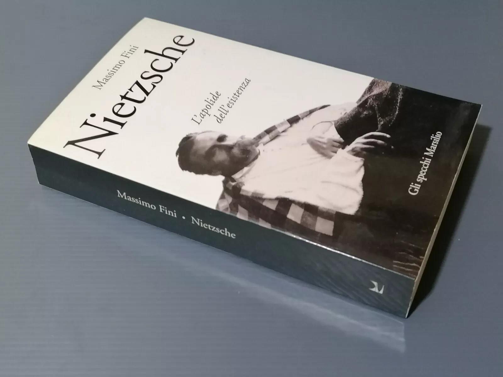 Nietzsche l'Apolide dell'Esistenza Libro Fini Specchi Marsilio Prima Edizione 02