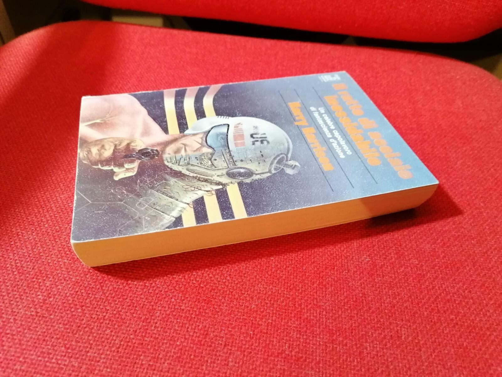 LIBRO Il ratto di acciaio inossidabile di Harry Harrison Armenia 1981 romanzo