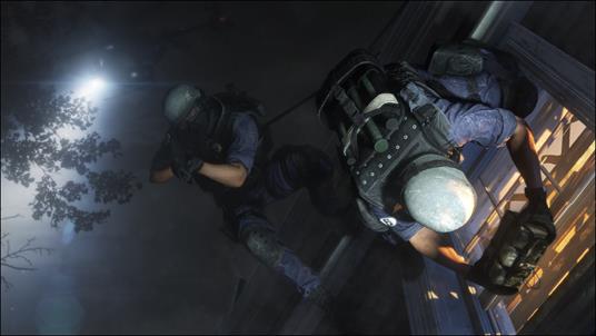 Tom Clancy's Rainbow Six: Siege - 6