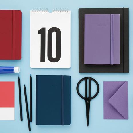 Agenda giornaliera 2025, Quo Vadis, 12 mesi, DAILY 24 PREST, multilingue, Silk, con elastico blu - 16 x 24 cm - 3