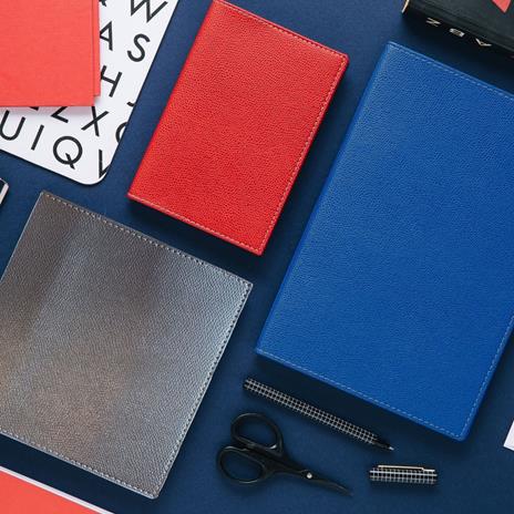 Agenda settimanale 2025, Quo Vadis, 13 mesi, Esecutivo, con rubrica, italiano, Club blu navy - 16 x 16 cm